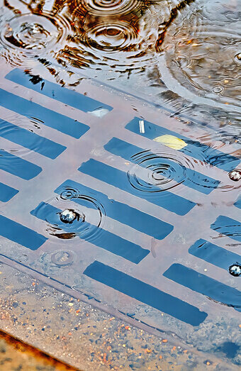 https://blockeddrainsthornlie.com.au/uploads/2025/07/stormwater-drains-58152.jpg